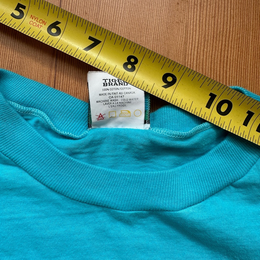 Vintage Victoria Canada Tshirt XL Waves - Picture 5 of 7